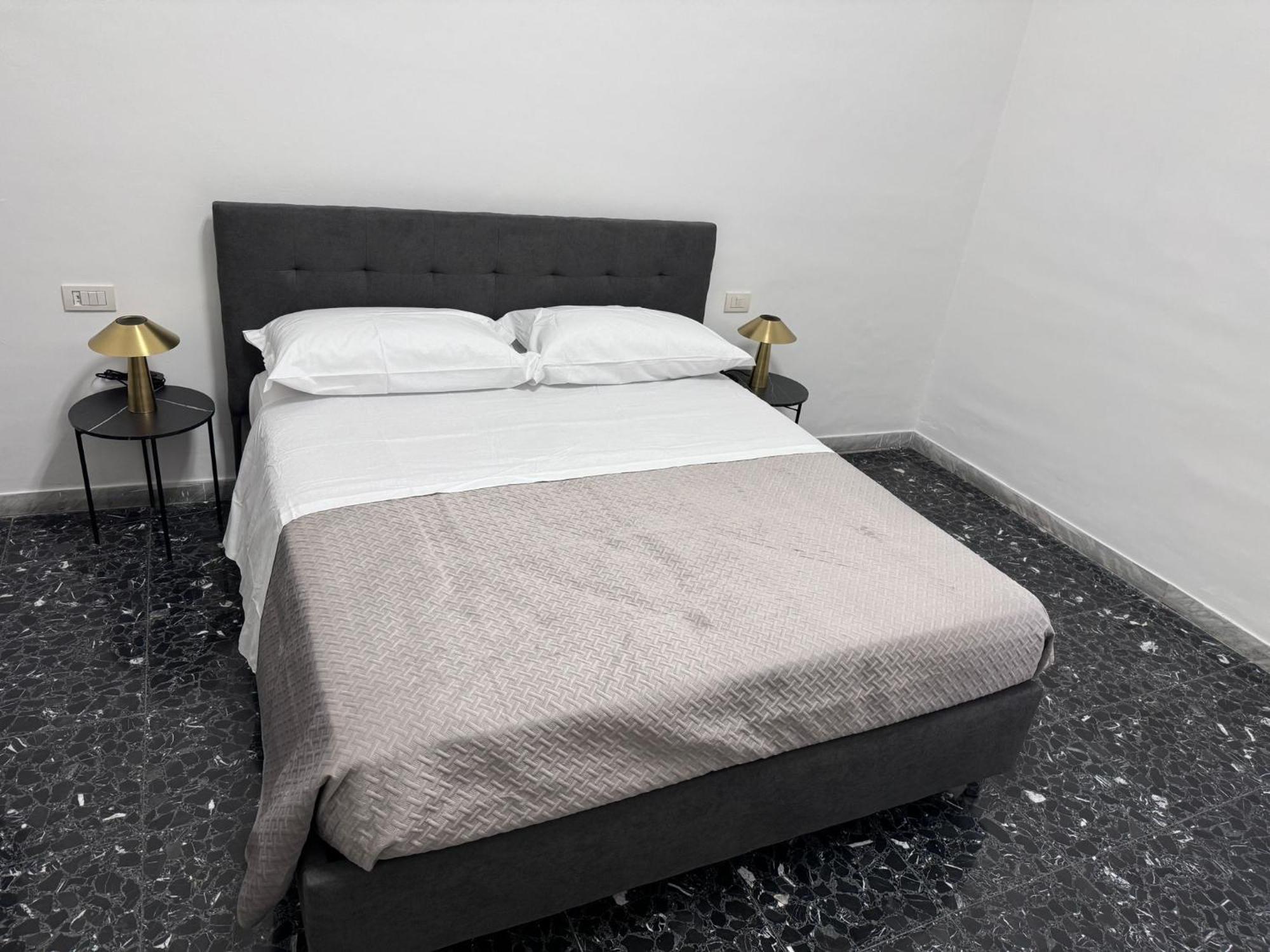 Larisa Home Apartment Roma Eksteriør bilde