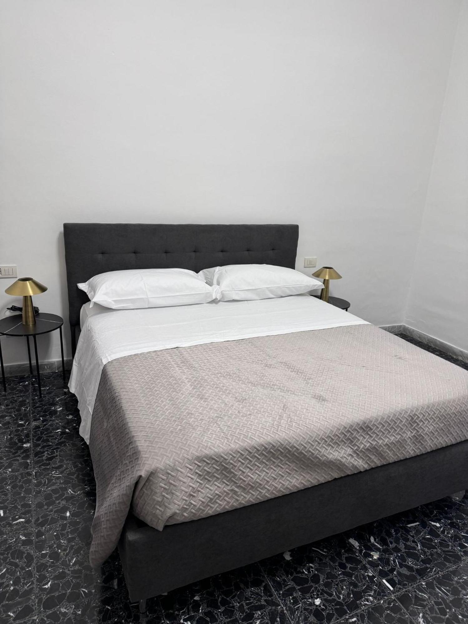 Larisa Home Apartment Roma Eksteriør bilde